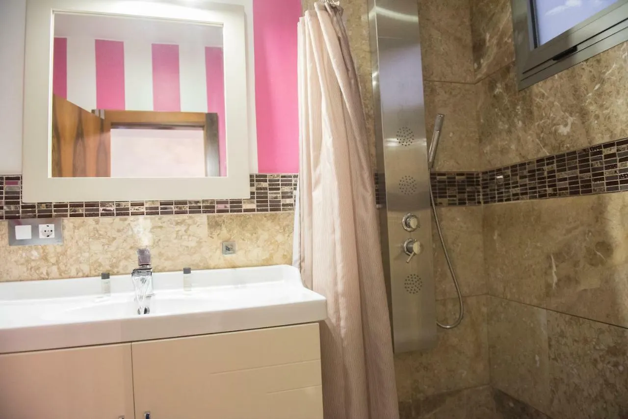Apartamentos Luxury Puente De Triana Seville 0*,