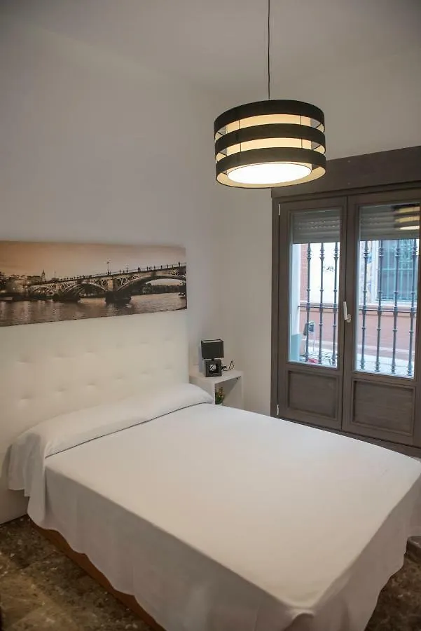 Apartamentos Luxury Puente De Triana Seville Spain