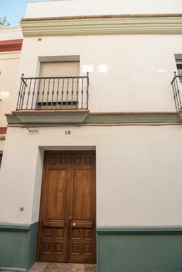 Apartamentos Luxury Puente De Triana Seville 0*,